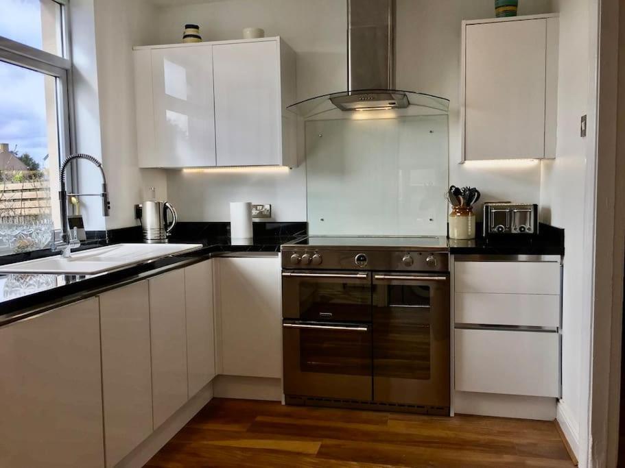 Kelvinside, Seahouses, 2 Minute Walk Into Village Bagian luar foto